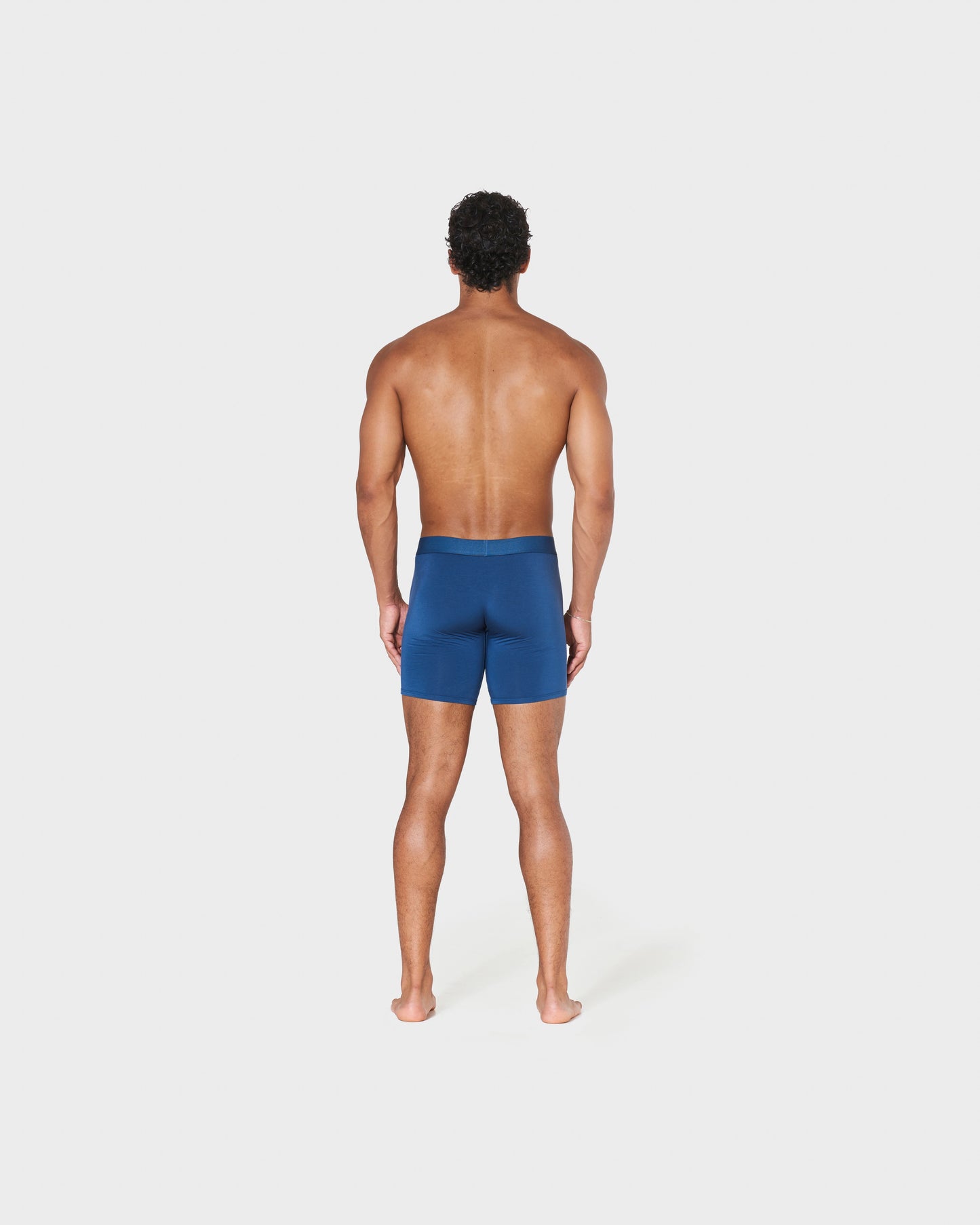 CLASSIC BLUE (LANG)