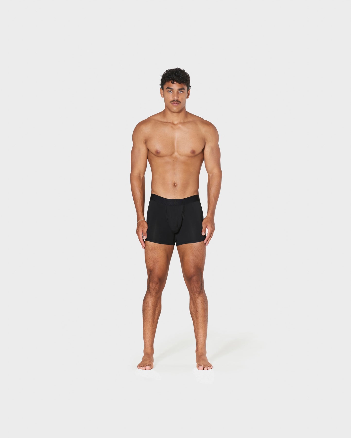 BLACK (BASIC) (BIG POUCH)