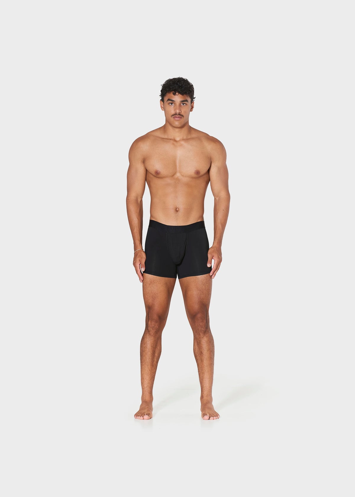 BLACK (BASIC) (BIG POUCH)