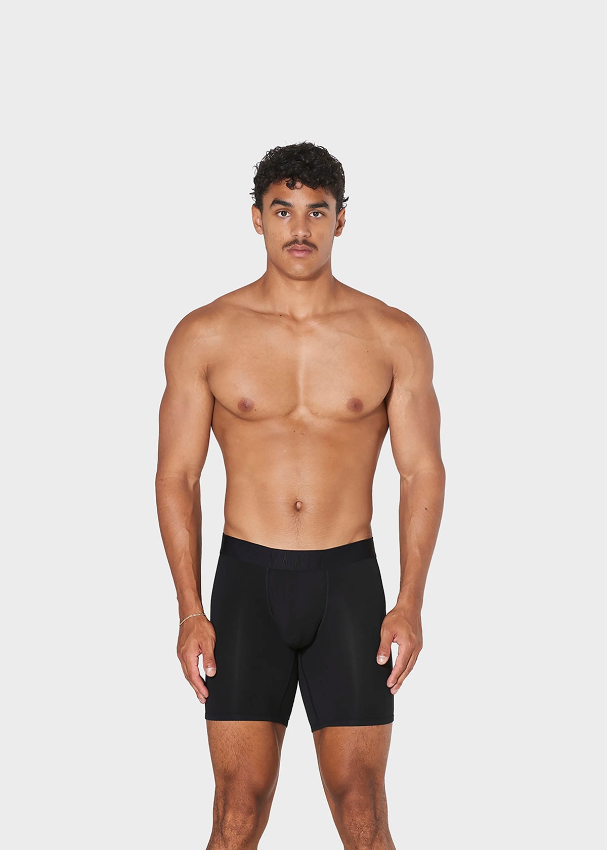 BLACK (LANG) (BIG POUCH)