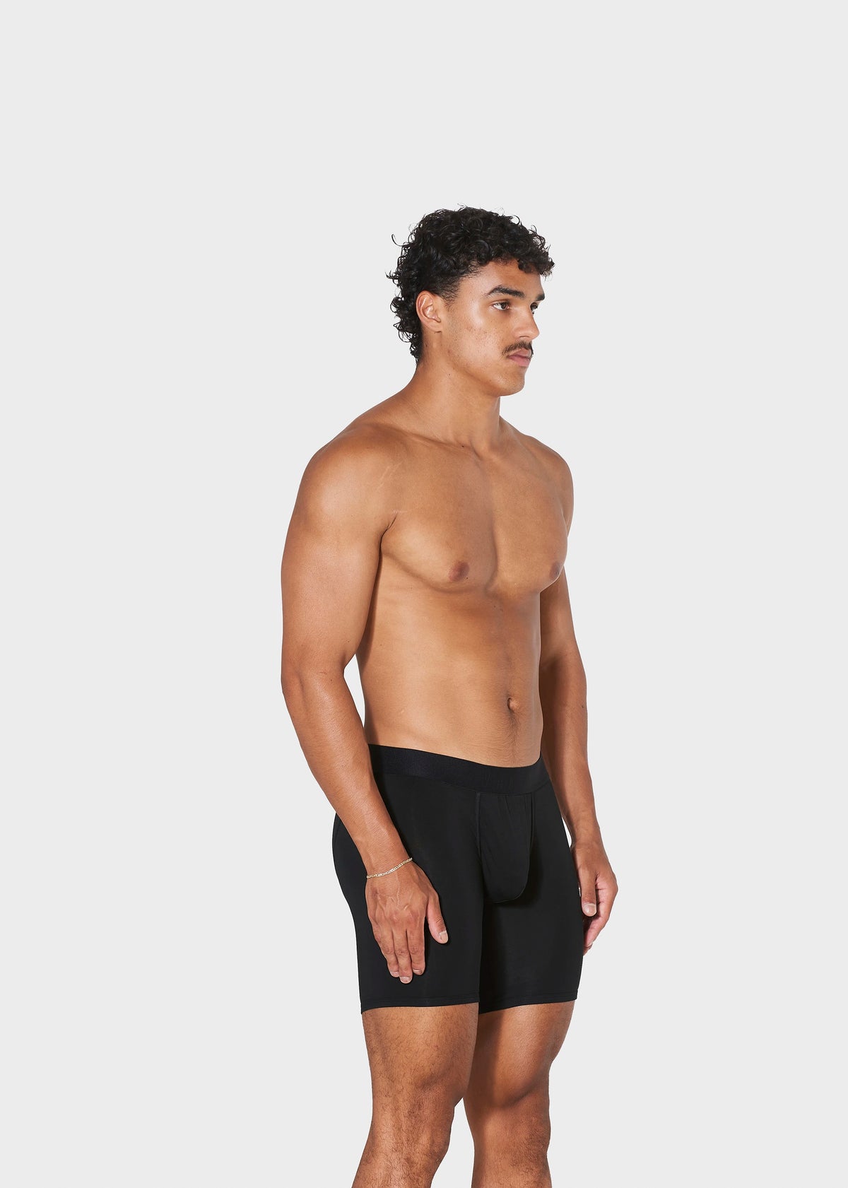 BLACK (LANG) (BIG POUCH)