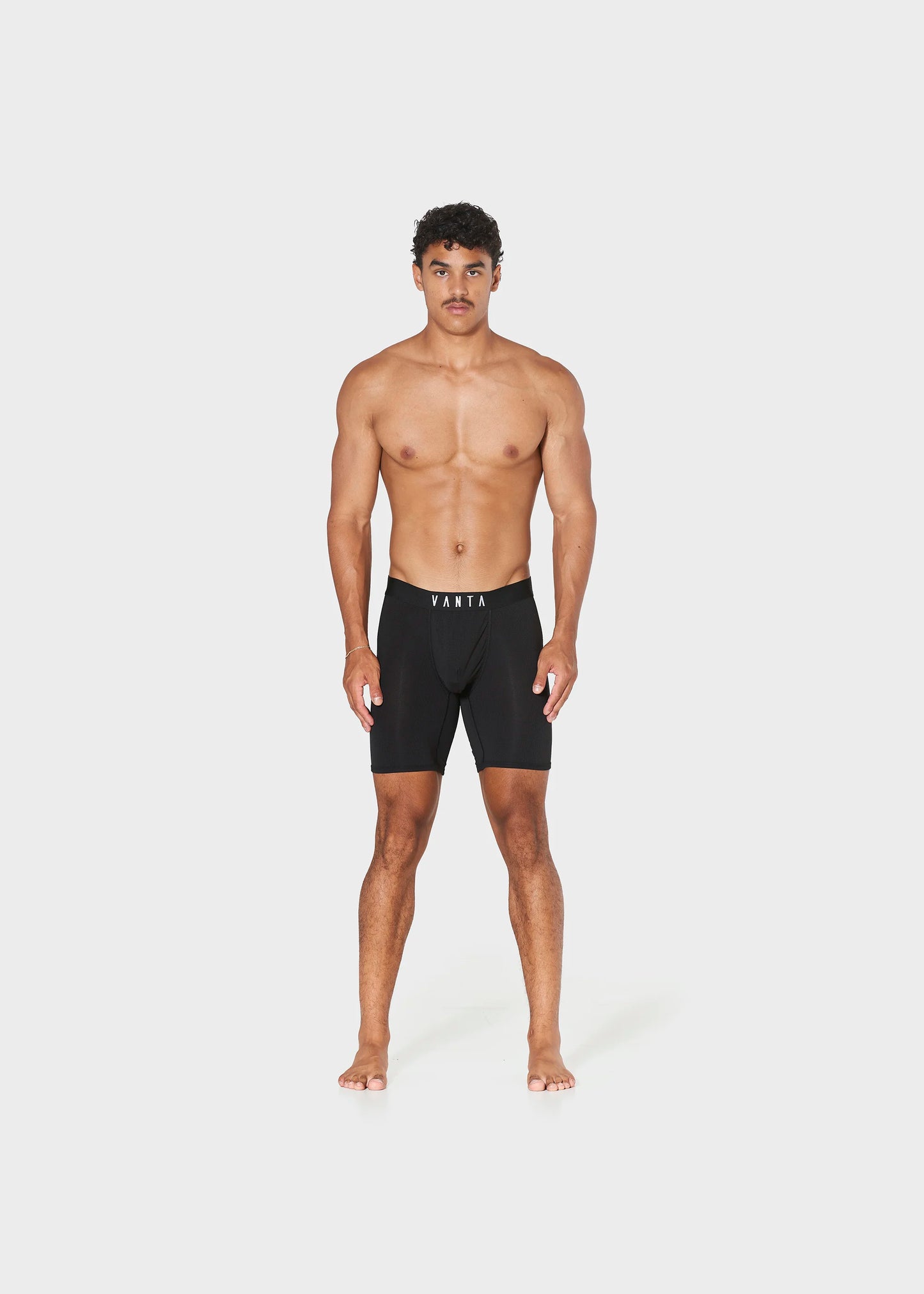 BLACK (LANG) (BIG POUCH)